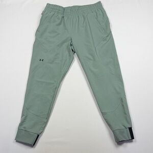 Under Armour women’s Sage Joggers Size Medium NWT